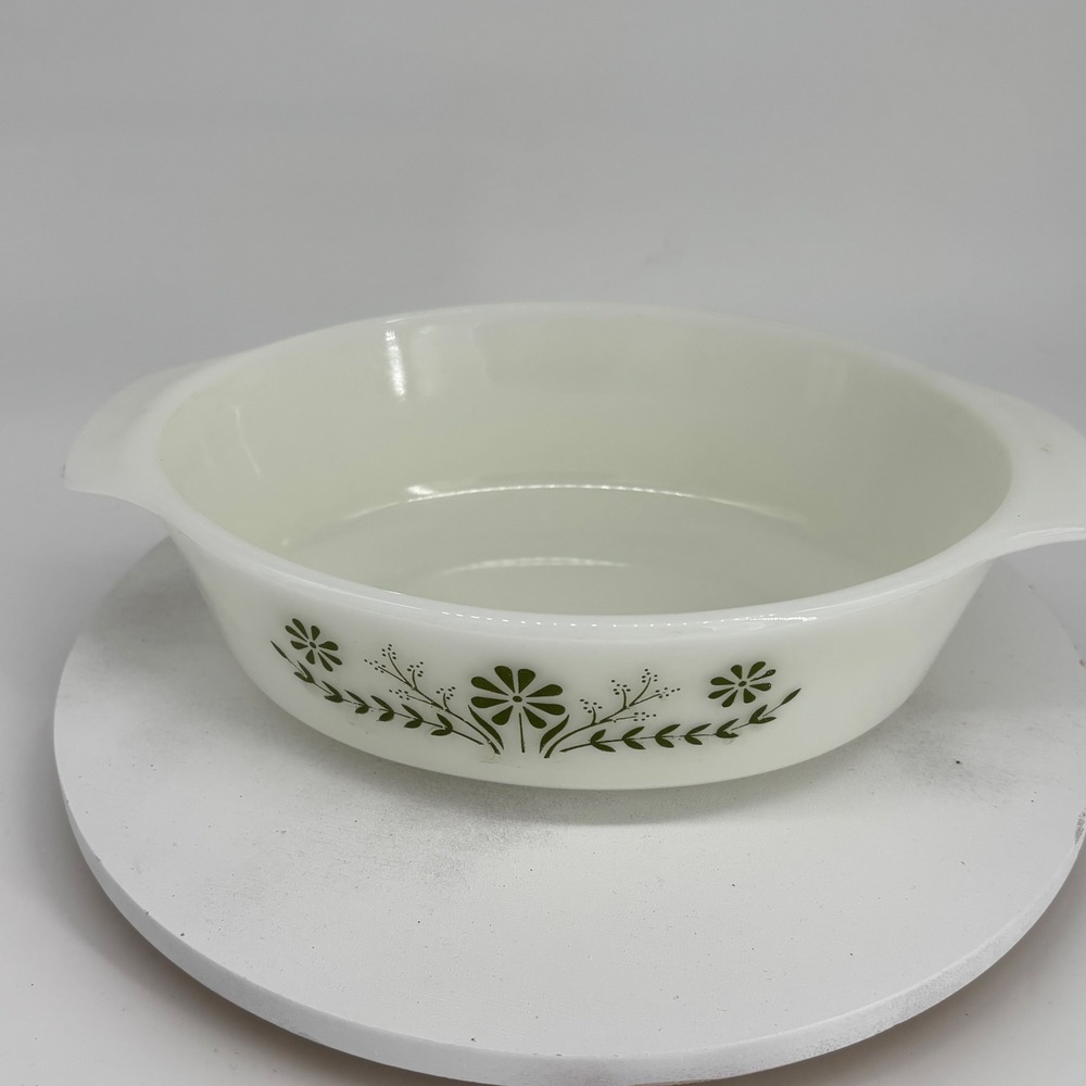 VTG Pyrex Casserole Dish 1.5 QT White Green Crazy Daisy Spring Blossom 043